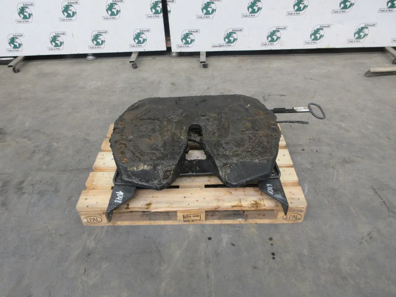 Volvo 21587522 // SAF HOLLAND G50-X D 152,3 U20,0 SK-S 3620 21587522 // SAF HOLLAND G50-X D 152,3 U20,0 SK-S 3620 MODEL 2023 - Sellette d'attelage pour Camion: photos 5 Volvo 21587522 // SAF HOLLAND G50-X D 152,3 U20,0 SK-S 3620 21587522 // SAF HOLLAND G50-X D 152,3 U20,0 SK-S 3620 MODEL 2023 - Sellette d'attelage pour Camion: photos 5