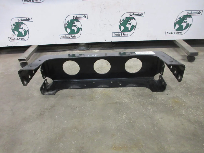 Volvo 81.41250-0142//81.41250-0135 - Frame/ Châssis pour Camion: photos 3 Volvo 81.41250-0142//81.41250-0135 - Frame/ Châssis pour Camion: photos 3