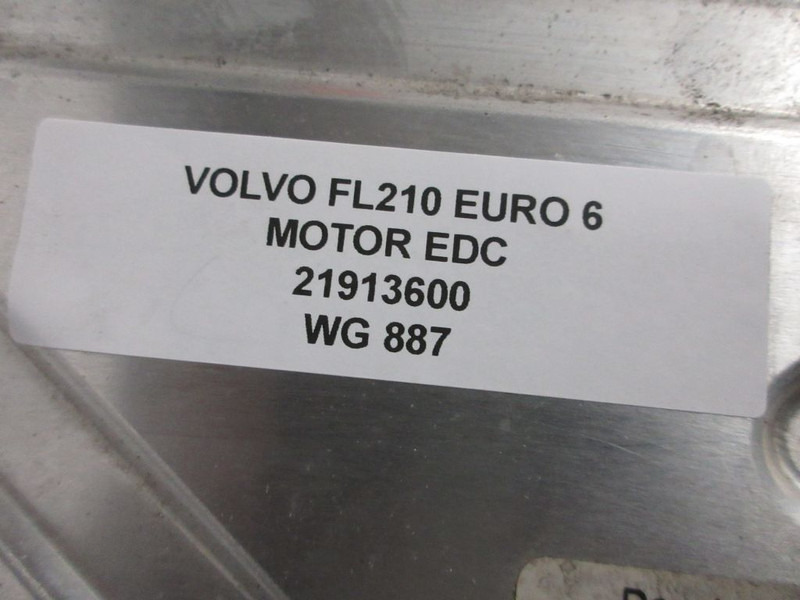 Volvo FL210 21913600 MOTORMANAGEMENT EURO 6 - Bloc de gestion pour Camion: photos 3 Volvo FL210 21913600 MOTORMANAGEMENT EURO 6 - Bloc de gestion pour Camion: photos 3