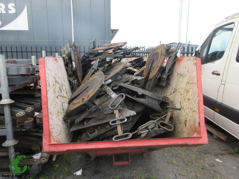 Jost 1630481 // TYPE 150SP2 G50-X D 152 KN DAF CF 410 EURO 6 MODEL 2021 1630481 // TYPE 150SP2 G50-X D 152 KN DAF CF 410 EURO 6 MODEL - Sellette d'attelage pour Camion: photos 1 Jost 1630481 // TYPE 150SP2 G50-X D 152 KN DAF CF 410 EURO 6 MODEL 2021 1630481 // TYPE 150SP2 G50-X D 152 KN DAF CF 410 EURO 6 MODEL - Sellette d'attelage pour Camion: photos 1