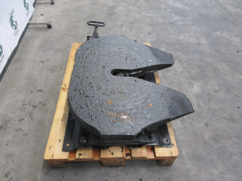 Jost G50-X 37C D 152 U 20 G50-X 37C D 152 U 20 MAN 18.460 EURO 6 MODEL 2020 - Sellette d'attelage pour Camion: photos 2 Jost G50-X 37C D 152 U 20 G50-X 37C D 152 U 20 MAN 18.460 EURO 6 MODEL 2020 - Sellette d'attelage pour Camion: photos 2