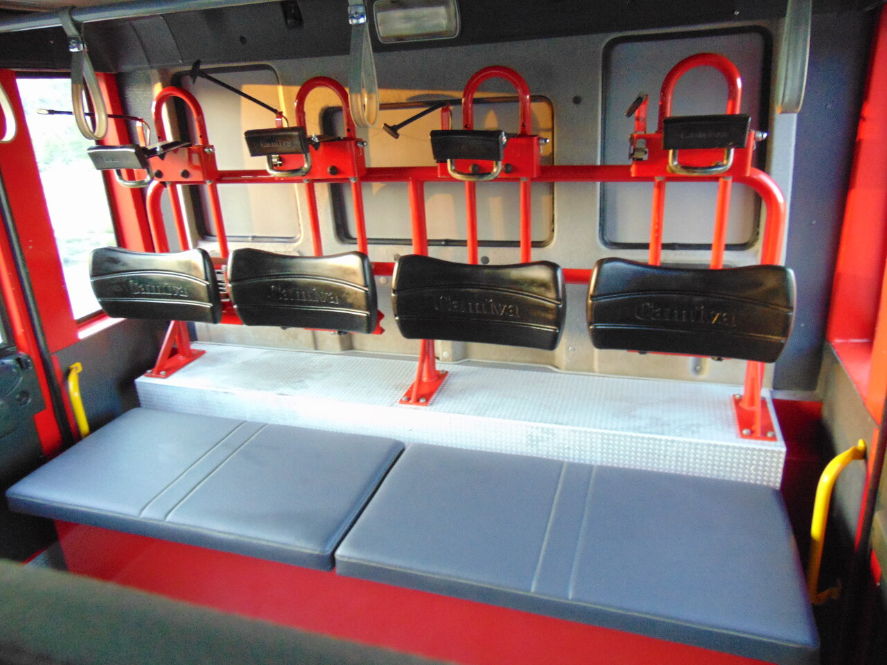 Camion de pompier IVECO EuroCargo 130E23 Camiva: photos 15 Camion de pompier IVECO EuroCargo 130E23 Camiva: photos 15