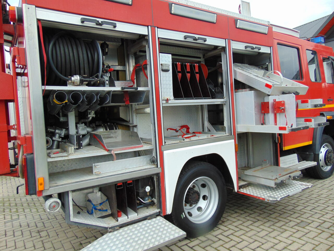 Camion de pompier MAN LE14.260 4x4 MAGIRUS: photos 13
