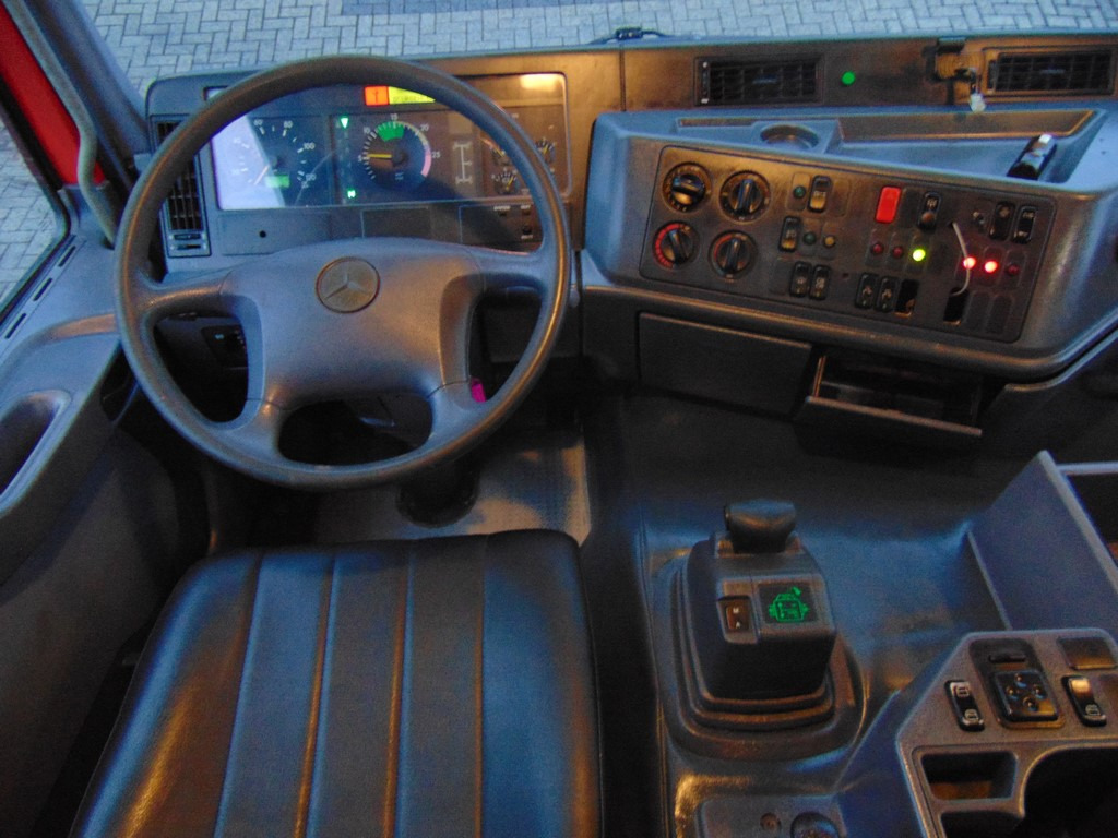 Camion de pompier MERCEDES-BENZ Actros 2031 V8 GICAR: photos 19
