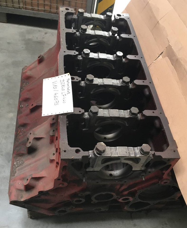MAN/Mercedes OM403 - Bloc-cylindres: photos 3 MAN/Mercedes OM403 - Bloc-cylindres: photos 3