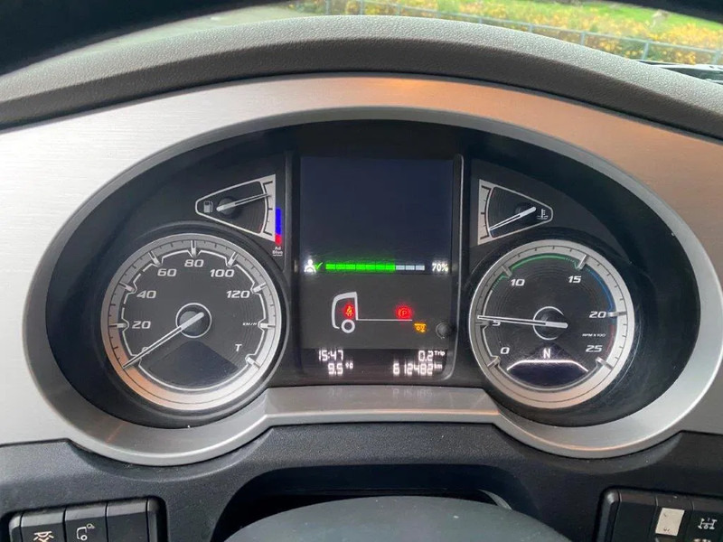 Camion ampliroll DAF XF106-530 8X2 / AJK HOOKLIFT 25000KG / 9 TON FRONT AXLE / NAVI / ONLY:612482 KM / SSC / AUTOMATIC / EURO-6 / 2019: photos 17