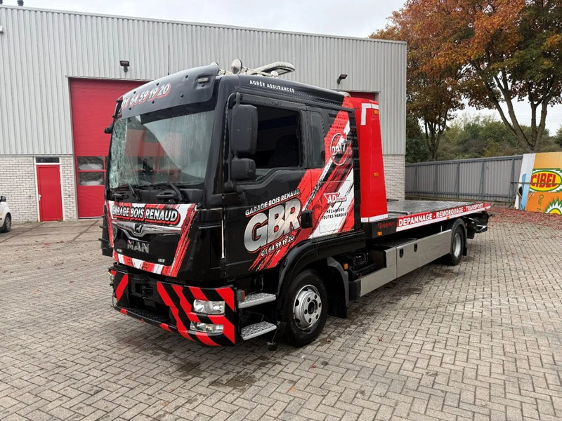MAN TGL 12.250 / ENGINE RUNNING / ONLY:276364 KM / TOW-TRUCK / CLEPEL / WINCH / REMOTE / 6PERSONS / AUTOMATIC / EURO-6 / 2018 - Remorqueuse: photos 2 MAN TGL 12.250 / ENGINE RUNNING / ONLY:276364 KM / TOW-TRUCK / CLEPEL / WINCH / REMOTE / 6PERSONS / AUTOMATIC / EURO-6 / 2018 - Remorqueuse: photos 2