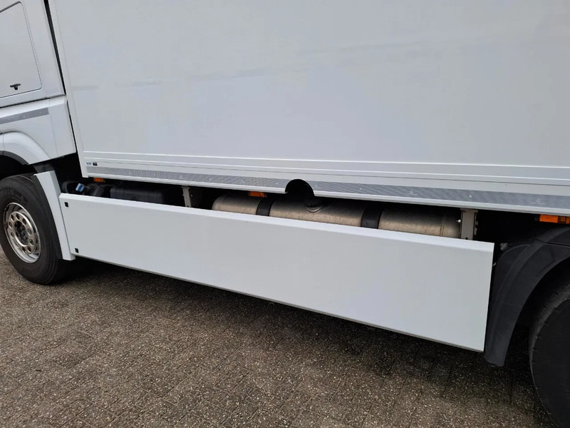 Camion fourgon Mercedes-Benz Actros 2843 / NL TRUCK / TUV:08-01-2026 / LIFT+LENKACHSE / SMART TACHO / NAVI / PLATFORM 1500 KG / 2XBED / EURO-6 / 2015: photos 13