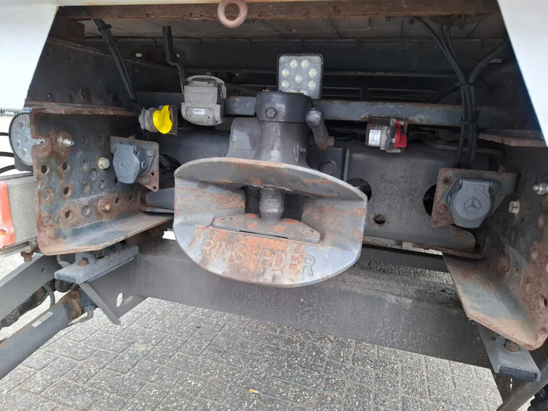 Camion fourgon Mercedes-Benz Actros 2843 / NL TRUCK / TUV:08-01-2026 / LIFT+LENKACHSE / SMART TACHO / NAVI / PLATFORM 1500 KG / 2XBED / EURO-6 / 2015: photos 18