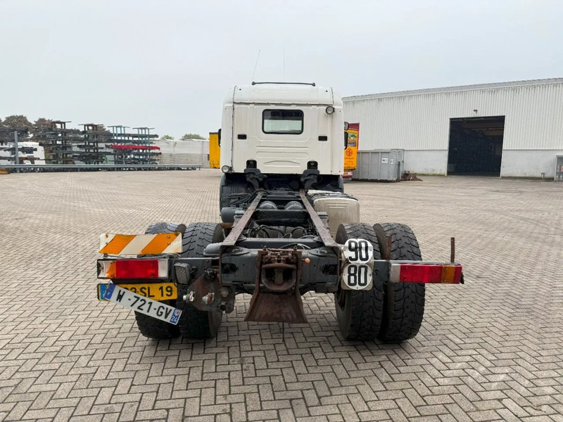 Scania 124-420 / ENGINE RUNNING / RETARDER / BIG AXLE / FULL-STEEL / ONLY: 540918 KM / OLD TACHO / AIRCO / MANUAL / EURO-3 / 2002 - Châssis cabine: photos 4 Scania 124-420 / ENGINE RUNNING / RETARDER / BIG AXLE / FULL-STEEL / ONLY: 540918 KM / OLD TACHO / AIRCO / MANUAL / EURO-3 / 2002 - Châssis cabine: photos 4
