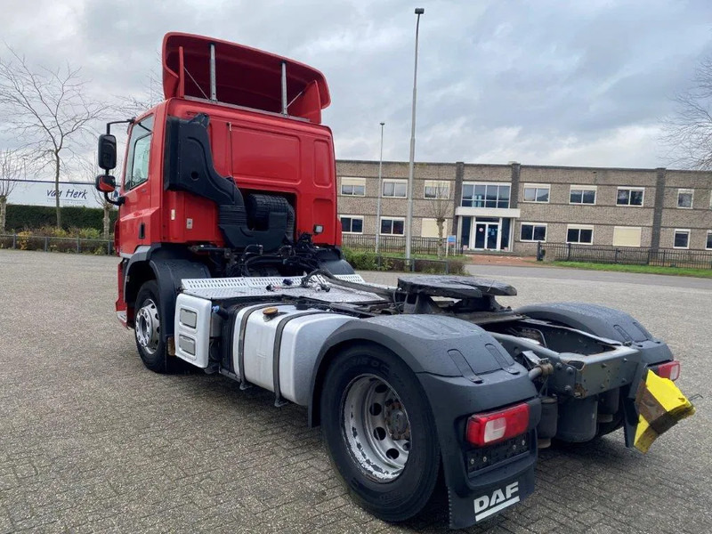 DAF CF400 / GERMAN TRUCK / DEB / ACC / LWDS / AIRCO / ONLY: 557995 KM / AUTOMATIC / EURO-6 / 2016 - Tracteur routier: photos 3 DAF CF400 / GERMAN TRUCK / DEB / ACC / LWDS / AIRCO / ONLY: 557995 KM / AUTOMATIC / EURO-6 / 2016 - Tracteur routier: photos 3