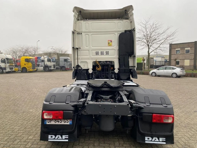 DAF XF106-460 / AUTOMATIC / DEB / PARKCOOL / AIRCO / EURO-6 / 2015 - Tracteur routier: photos 4 DAF XF106-460 / AUTOMATIC / DEB / PARKCOOL / AIRCO / EURO-6 / 2015 - Tracteur routier: photos 4