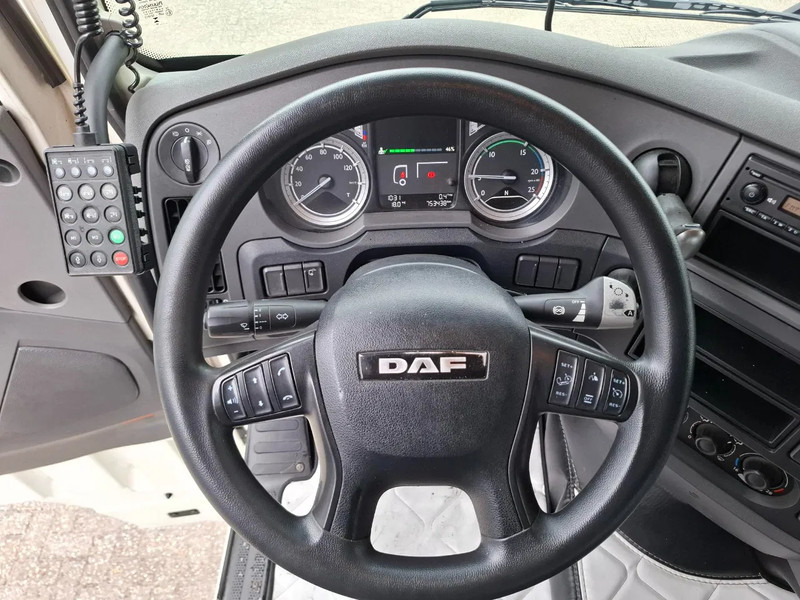Tracteur routier DAF XF106-460 / DEB / TUV:20-01-2026 / 753438 KM / FRIDGE / ACC / LWDS / GEN2 V2 TACHO / ALCOA / AUTOMATIC / EURO-6 / 2017: photos 13