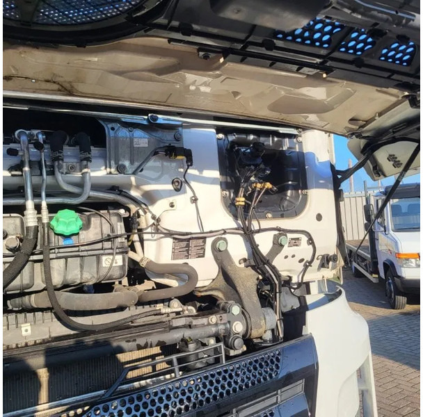 Mercedes-Benz ACTROS 1863 / ENGINE RUNNING / RETARDER / PARK-COOL /HYDRAULICS / ONLY: 268593KM / GIGA-SPACE / MIRRORCAM / AUTOMATIC / EURO-6 / en leasing occasion Mercedes-Benz ACTROS 1863 / ENGINE RUNNING / RETARDER / PARK-COOL /HYDRAULICS / ONLY: 268593KM / GIGA-SPACE / MIRRORCAM / AUTOMATIC / EURO-6 /: photos 12