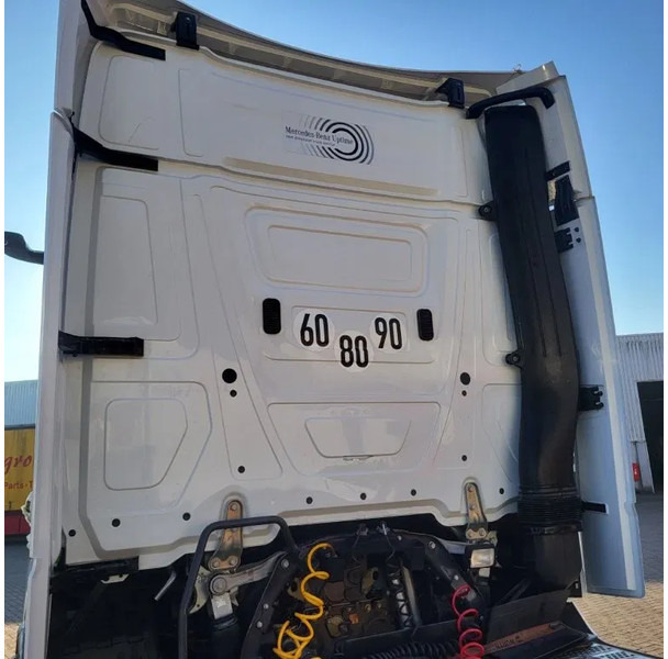 Mercedes-Benz ACTROS 1863 / ENGINE RUNNING / RETARDER / PARK-COOL /HYDRAULICS / ONLY: 268593KM / GIGA-SPACE / MIRRORCAM / AUTOMATIC / EURO-6 / en leasing occasion Mercedes-Benz ACTROS 1863 / ENGINE RUNNING / RETARDER / PARK-COOL /HYDRAULICS / ONLY: 268593KM / GIGA-SPACE / MIRRORCAM / AUTOMATIC / EURO-6 /: photos 7