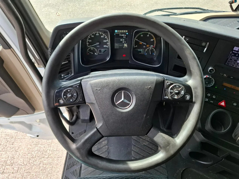 Tracteur routier Mercedes-Benz Actros 1945 / HYDRAULICS / LWDS / GEN2 V2 TACHO / 2XBED / FRIDGE / AUTOMATIC / EURO-6 / 2018: photos 14