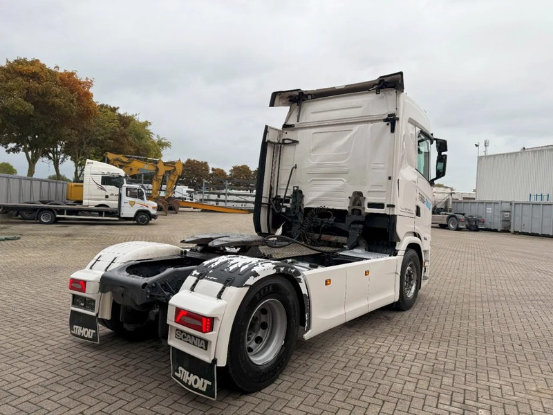 Scania NGS SUPER S500 / ENGINE RUNNING / ONLY:78277 KM / HYDRAULICS / FULL-AIR / LEATHER / FULL SPOILER / AUTOMATIC / EURO-6 / 2024 - Tracteur routier: photos 5 Scania NGS SUPER S500 / ENGINE RUNNING / ONLY:78277 KM / HYDRAULICS / FULL-AIR / LEATHER / FULL SPOILER / AUTOMATIC / EURO-6 / 2024 - Tracteur routier: photos 5