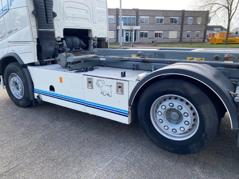 Volvo FH4-500 / 8X2 / VEB+ / DYNAMIC STEERING / FULL-AIR / 2XLIFT+LENKACHSE / TOP CONDITION / ONLY:488030KM / AUTOMATIC / EURO-6 / 201 en leasing occasion Volvo FH4-500 / 8X2 / VEB+ / DYNAMIC STEERING / FULL-AIR / 2XLIFT+LENKACHSE / TOP CONDITION / ONLY:488030KM / AUTOMATIC / EURO-6 / 201: photos 14