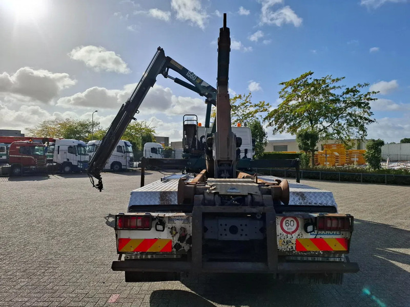 Volvo FM13-400 / 8X4 / AJK HOOK 25TON / CRANE HMF 1560 K3 / ROTATOR / LIFT+LENKACHSE / AIRCO / MANUAL / EURO-4 / 2007 - Camion grue: photos 4 Volvo FM13-400 / 8X4 / AJK HOOK 25TON / CRANE HMF 1560 K3 / ROTATOR / LIFT+LENKACHSE / AIRCO / MANUAL / EURO-4 / 2007 - Camion grue: photos 4