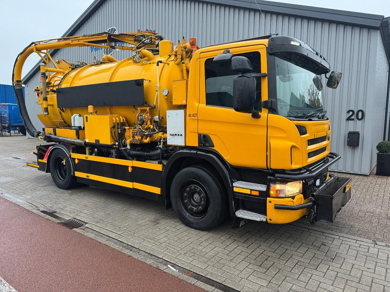 Scania P270 DB4x2 Saug- / Druck / HD Pump - Camion hydrocureur: photos 4 Scania P270 DB4x2 Saug- / Druck / HD Pump - Camion hydrocureur: photos 4