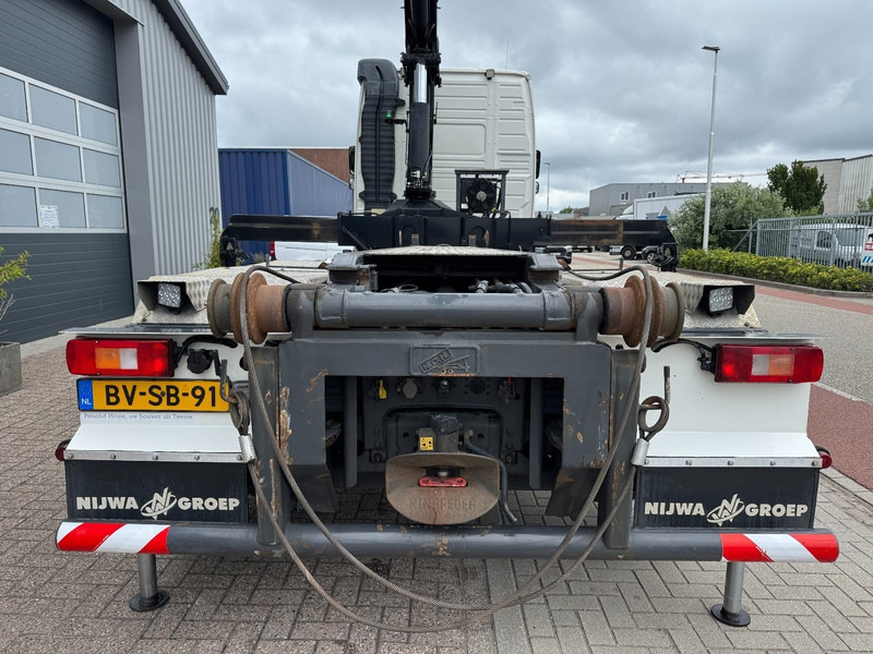Volvo FH 6x2 HMF 2820 K5, NCH Cable system - Camion grue: photos 3 Volvo FH 6x2 HMF 2820 K5, NCH Cable system - Camion grue: photos 3