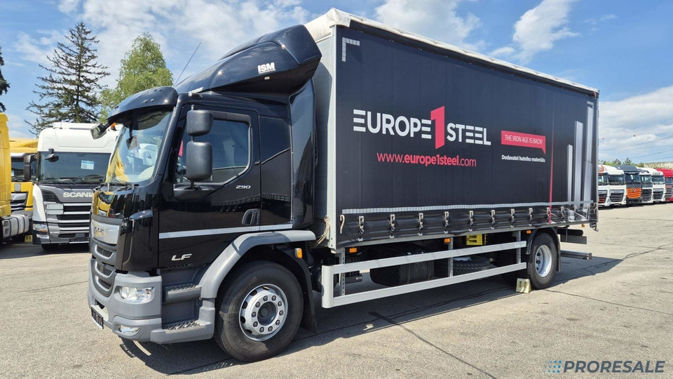 DAF LF 290 FA Sleeper Cab EURO 6 - valník s plachtou - Camion à rideaux coulissants: photos 2 DAF LF 290 FA Sleeper Cab EURO 6 - valník s plachtou - Camion à rideaux coulissants: photos 2