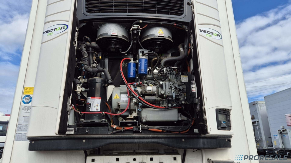 KRONE COOL LINER SD mrazírenský + agregát CARRIER VECTOR 1550 - Semi-remorque frigorifique: photos 4 KRONE COOL LINER SD mrazírenský + agregát CARRIER VECTOR 1550 - Semi-remorque frigorifique: photos 4