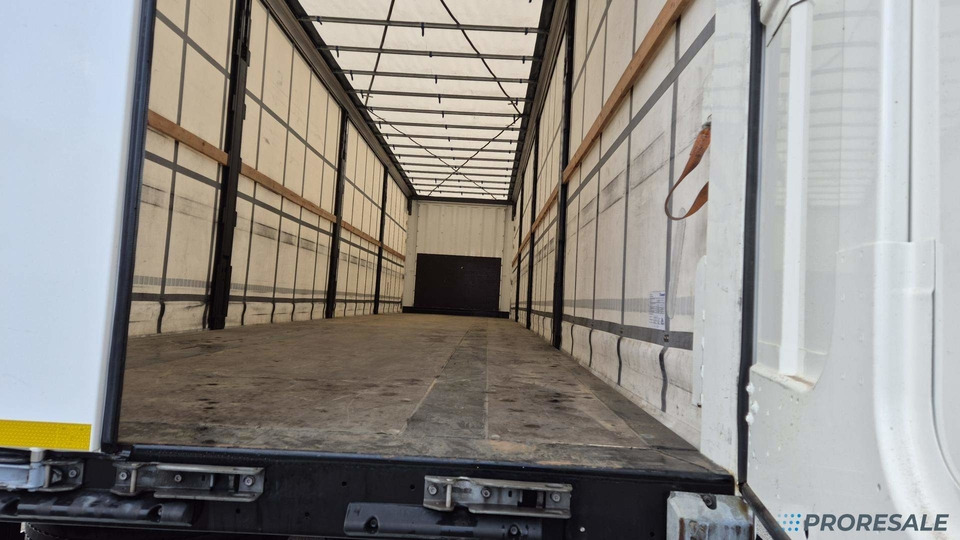 KRONE SD PROFI LINER - Semi-remorque rideaux coulissants: photos 5 KRONE SD PROFI LINER - Semi-remorque rideaux coulissants: photos 5