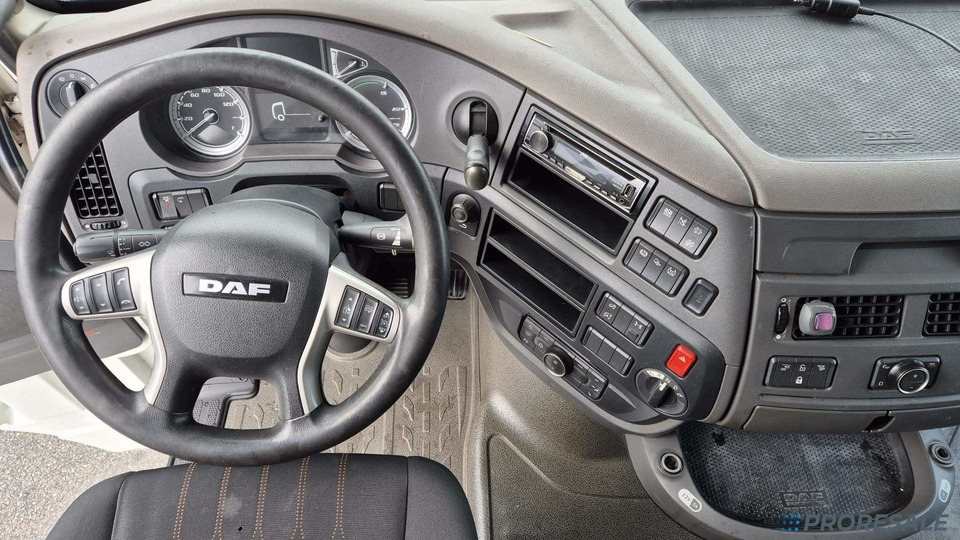 DAF XF 480 FT LOW DECK SSC EURO 6 - Tracteur routier: photos 4 DAF XF 480 FT LOW DECK SSC EURO 6 - Tracteur routier: photos 4