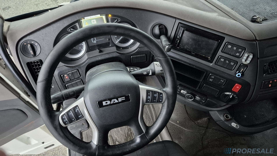 DAF XF 480 FT LOW DECK SSC EURO 6 - Tracteur routier: photos 4 DAF XF 480 FT LOW DECK SSC EURO 6 - Tracteur routier: photos 4