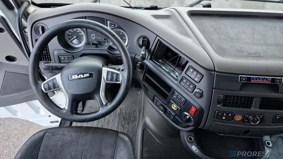 DAF XF 480 FT LOW DECK SSC EURO 6 - Tracteur routier: photos 4 DAF XF 480 FT LOW DECK SSC EURO 6 - Tracteur routier: photos 4