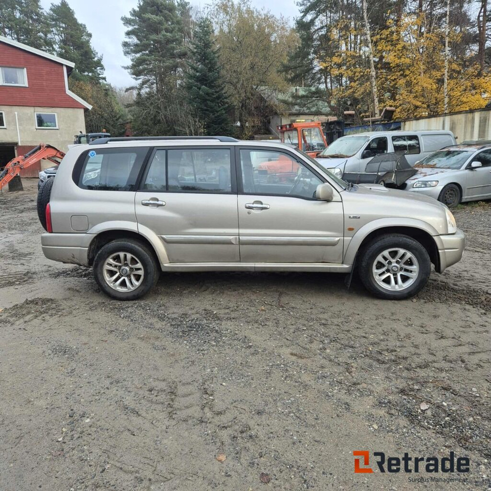 2005mod. SUZUKI GRAND VITARA XL-7 2,0 td. Se video! - Voiture: photos 2 2005mod. SUZUKI GRAND VITARA XL-7 2,0 td. Se video! - Voiture: photos 2