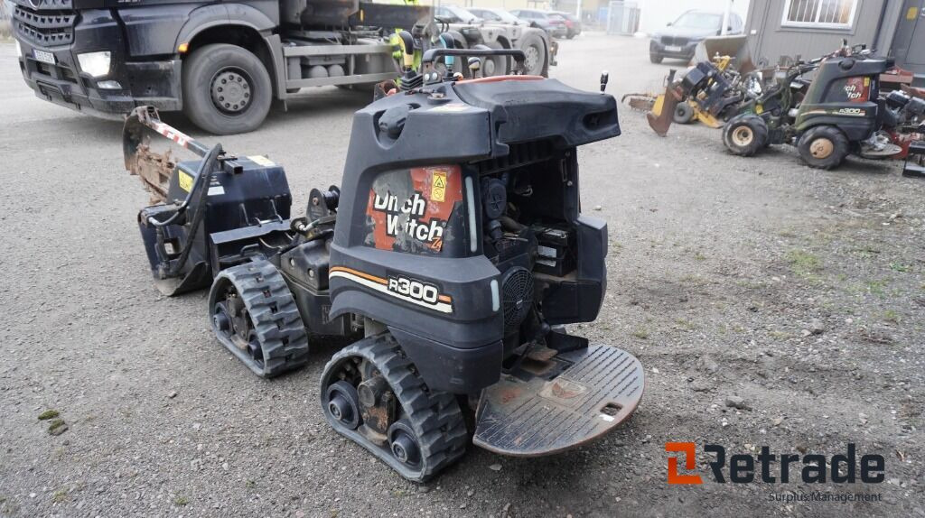 Ditch Witch Zhan R300 5 Redskap - Matériel de chantier: photos 4 Ditch Witch Zhan R300 5 Redskap - Matériel de chantier: photos 4