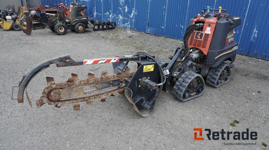 Ditch Witch Zhan R300 5 Redskap - Matériel de chantier: photos 1 Ditch Witch Zhan R300 5 Redskap - Matériel de chantier: photos 1