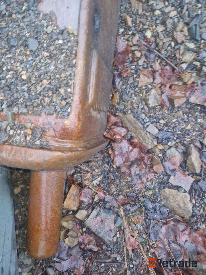 Krupp pigghammer 800kg - Engins de chantier: photos 5 Krupp pigghammer 800kg - Engins de chantier: photos 5