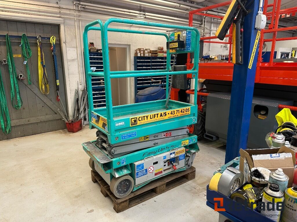 Lift Iteco Easy up15 - Engins de chantier: photos 1 Lift Iteco Easy up15 - Engins de chantier: photos 1