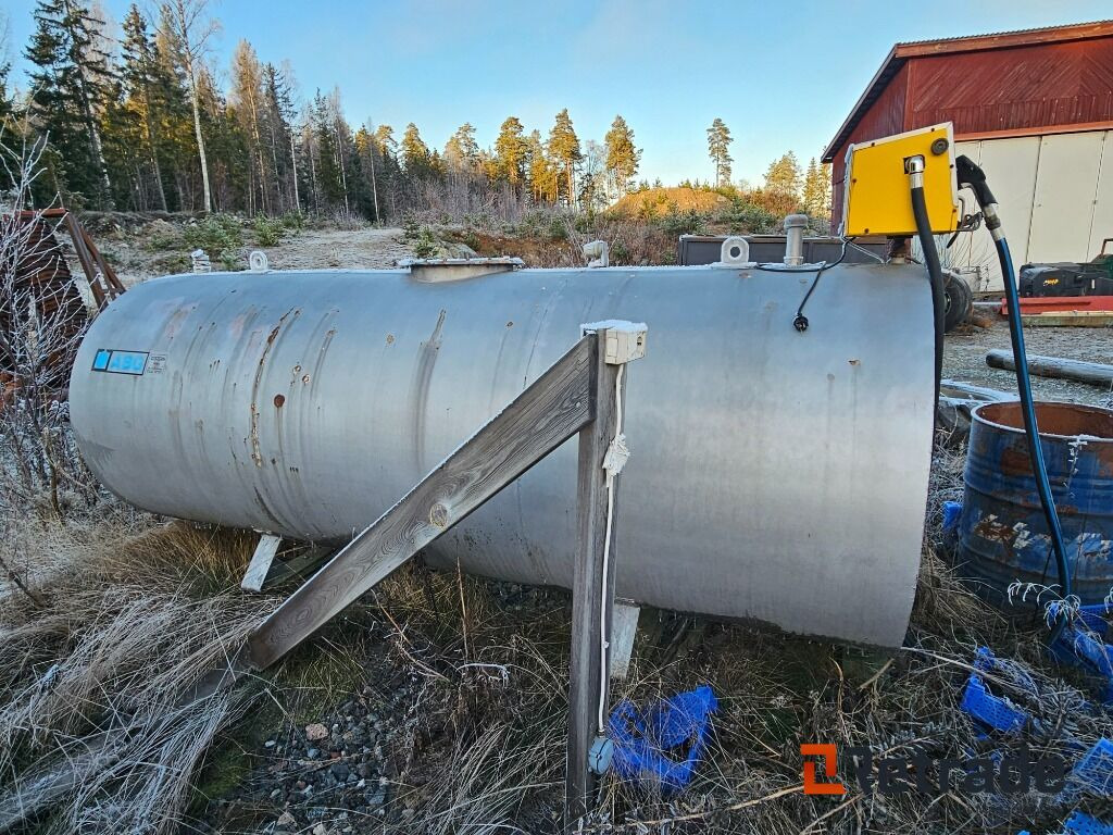 Farmartank 5m3 med pump. - Matériel de chantier: photos 3 Farmartank 5m3 med pump. - Matériel de chantier: photos 3
