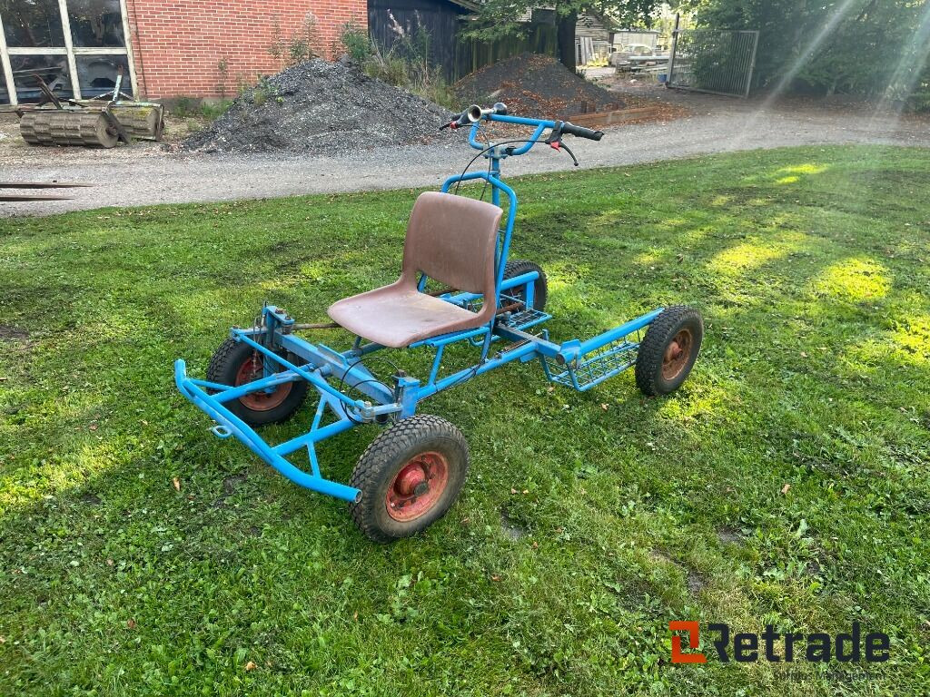 Forskelligt udstyr Hundeslæde/hjul Trænings vogn for slædehunde - Matériel d'élevage: photos 1 Forskelligt udstyr Hundeslæde/hjul Trænings vogn for slædehunde - Matériel d'élevage: photos 1