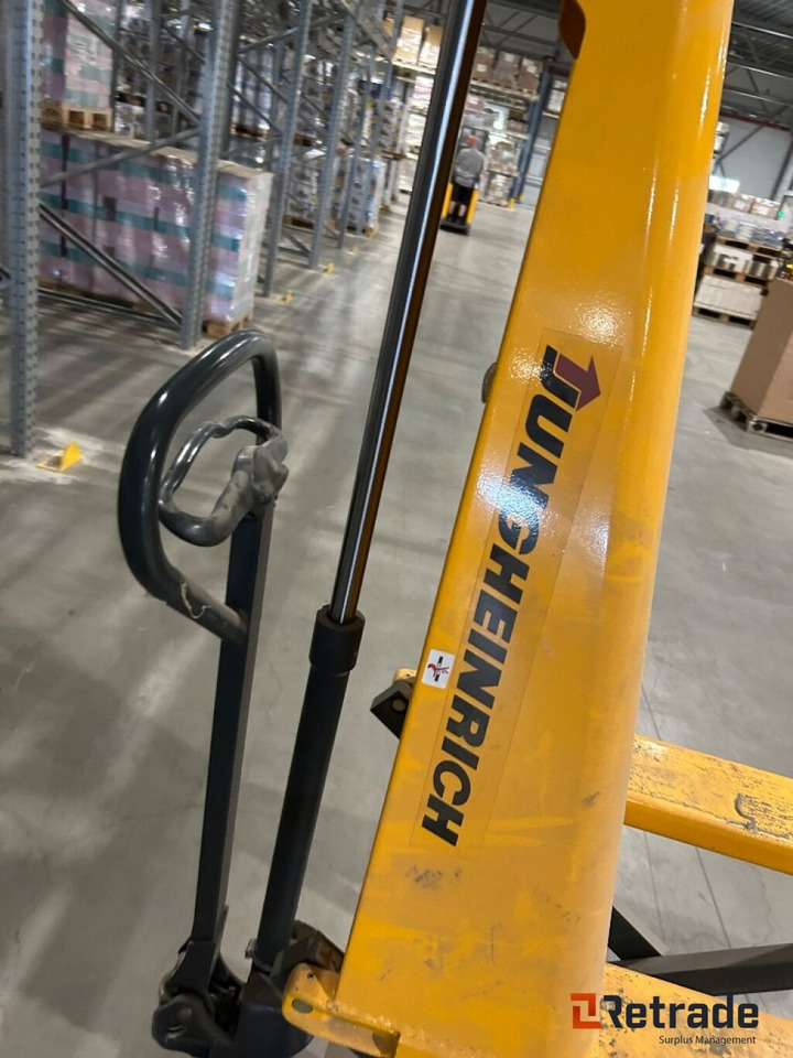 Jekke tralle fra Jungheinrich AX 10 - Transpalette: photos 3 Jekke tralle fra Jungheinrich AX 10 - Transpalette: photos 3