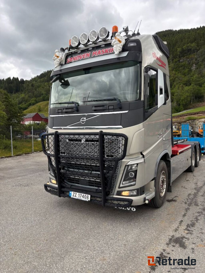 Lastebil VOLVO FH 16 750 - Camion ampliroll: photos 1 Lastebil VOLVO FH 16 750 - Camion ampliroll: photos 1