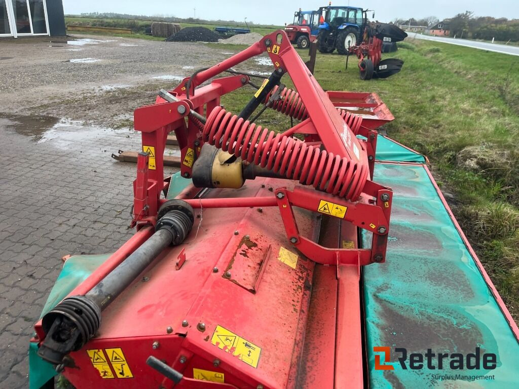 Slåmaskine Kverneland 3532 FT - MCF 08 Frontmonteret slåmaskine - Machine agricole: photos 5 Slåmaskine Kverneland 3532 FT - MCF 08 Frontmonteret slåmaskine - Machine agricole: photos 5