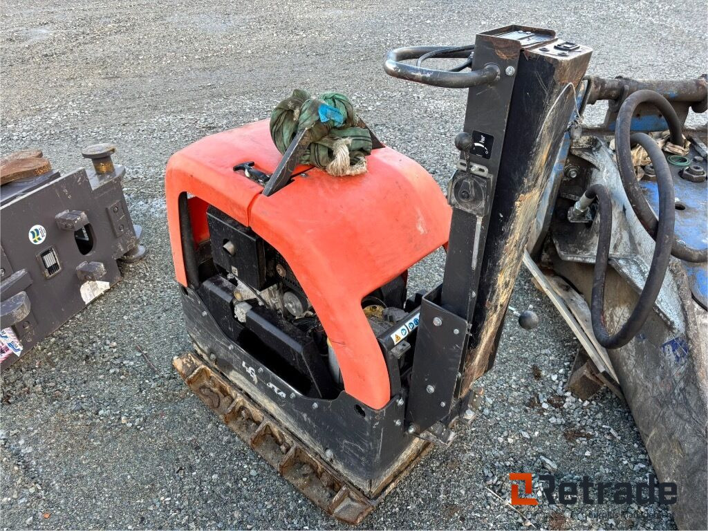 Markvibrator Husqvarna LG 504 - Matériel de chantier: photos 4 Markvibrator Husqvarna LG 504 - Matériel de chantier: photos 4