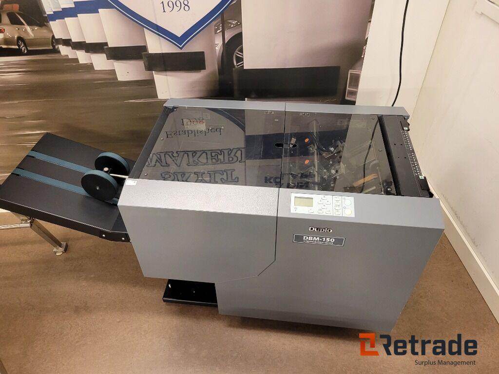 Häftesmaskin vikning falsning helautomatisk Duplo DBM-150 - Matériel industriel: photos 1 Häftesmaskin vikning falsning helautomatisk Duplo DBM-150 - Matériel industriel: photos 1