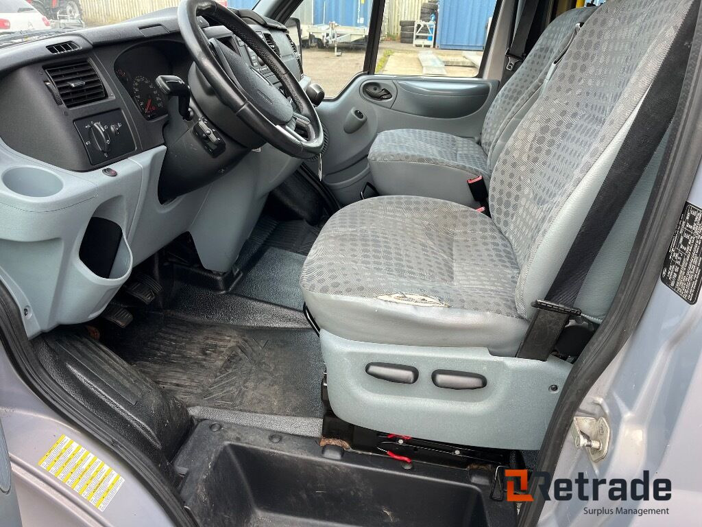 Minibus med lift FORD TRANSIT KOMBI 300L F 2,2 TDCI - Minibus, Transport de personnes: photos 5 Minibus med lift FORD TRANSIT KOMBI 300L F 2,2 TDCI - Minibus, Transport de personnes: photos 5