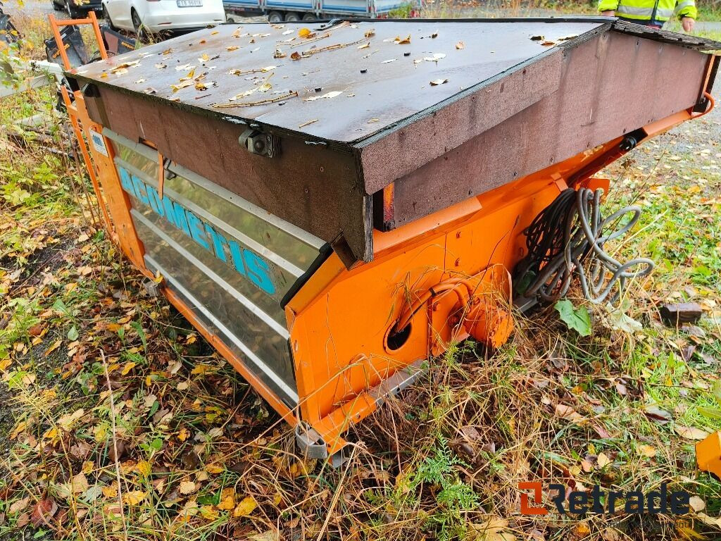 Matériel de chantier Sand/salt spreder Acometis 3200: photos 8 Matériel de chantier Sand/salt spreder Acometis 3200: photos 8