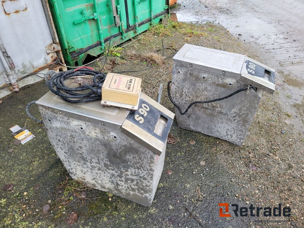 Sandspridare för lastbil Autoline S90 - Matériel de chantier: photos 2 Sandspridare för lastbil Autoline S90 - Matériel de chantier: photos 2