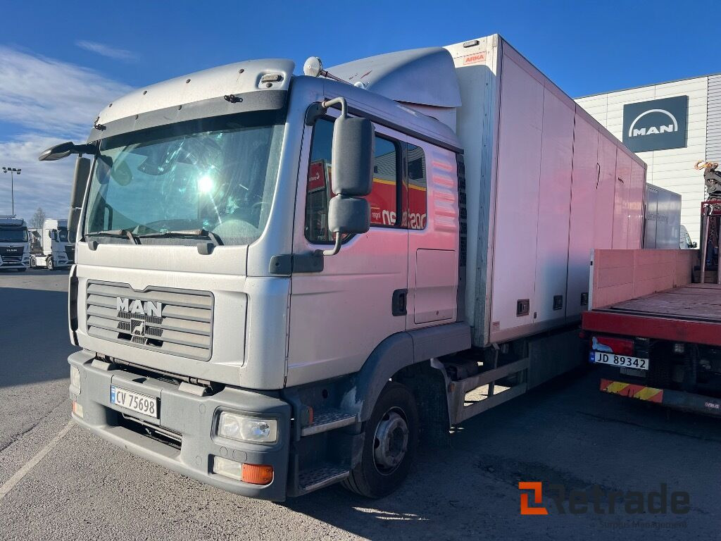 Truck Man TGL12.210 4X2BL - Camion fourgon: photos 1 Truck Man TGL12.210 4X2BL - Camion fourgon: photos 1