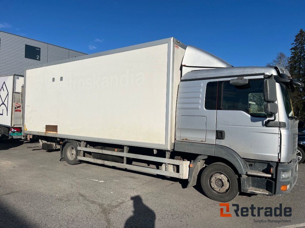 Truck Man TGL12.210 4X2BL - Camion fourgon: photos 4 Truck Man TGL12.210 4X2BL - Camion fourgon: photos 4
