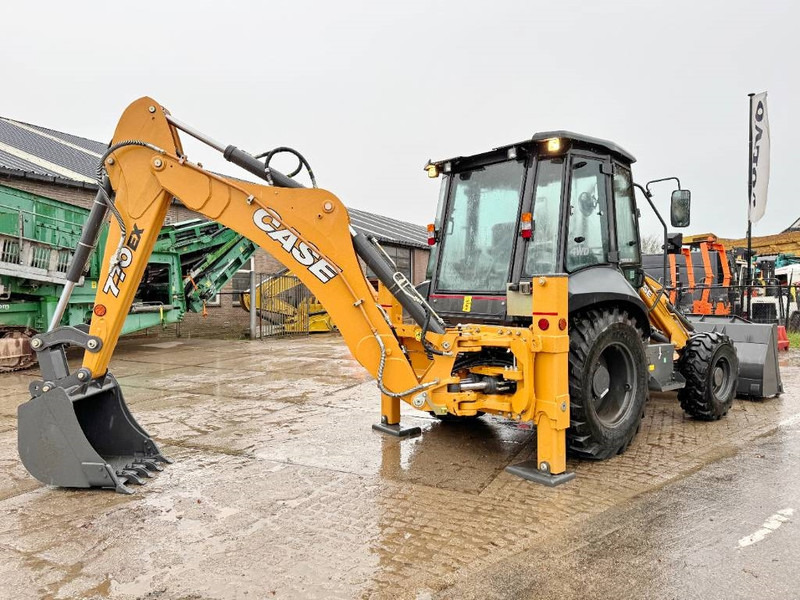 Case 770EX 4WD - New / Unused / Hammer Lines - Tractopelle: photos 3 Case 770EX 4WD - New / Unused / Hammer Lines - Tractopelle: photos 3