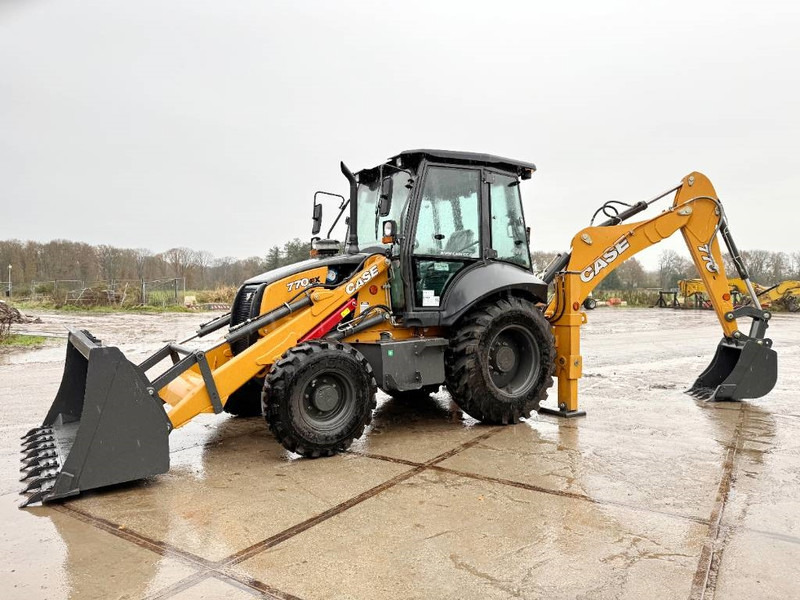 Case 770EX 4WD - New / Unused / Hammer Lines - Tractopelle: photos 1 Case 770EX 4WD - New / Unused / Hammer Lines - Tractopelle: photos 1